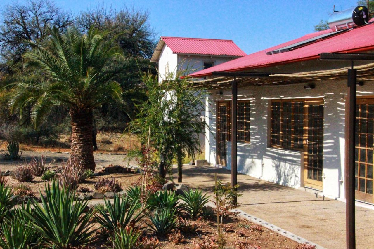 Otjisazu Guest Farm Villa Khorusepa Exterior foto